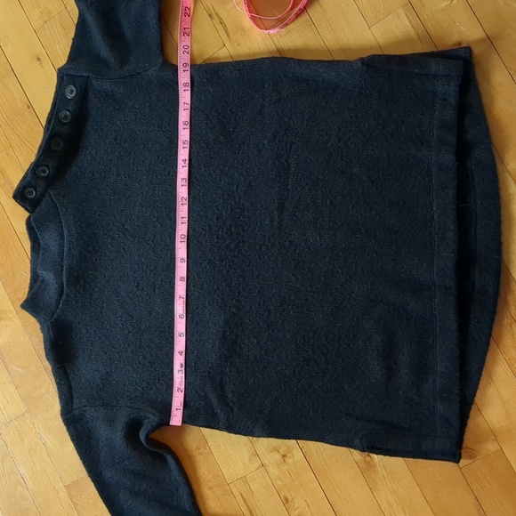 Loft Button Shoulder Tunic Length Vented Hem Sweater Black SP - Picture 8 of 11